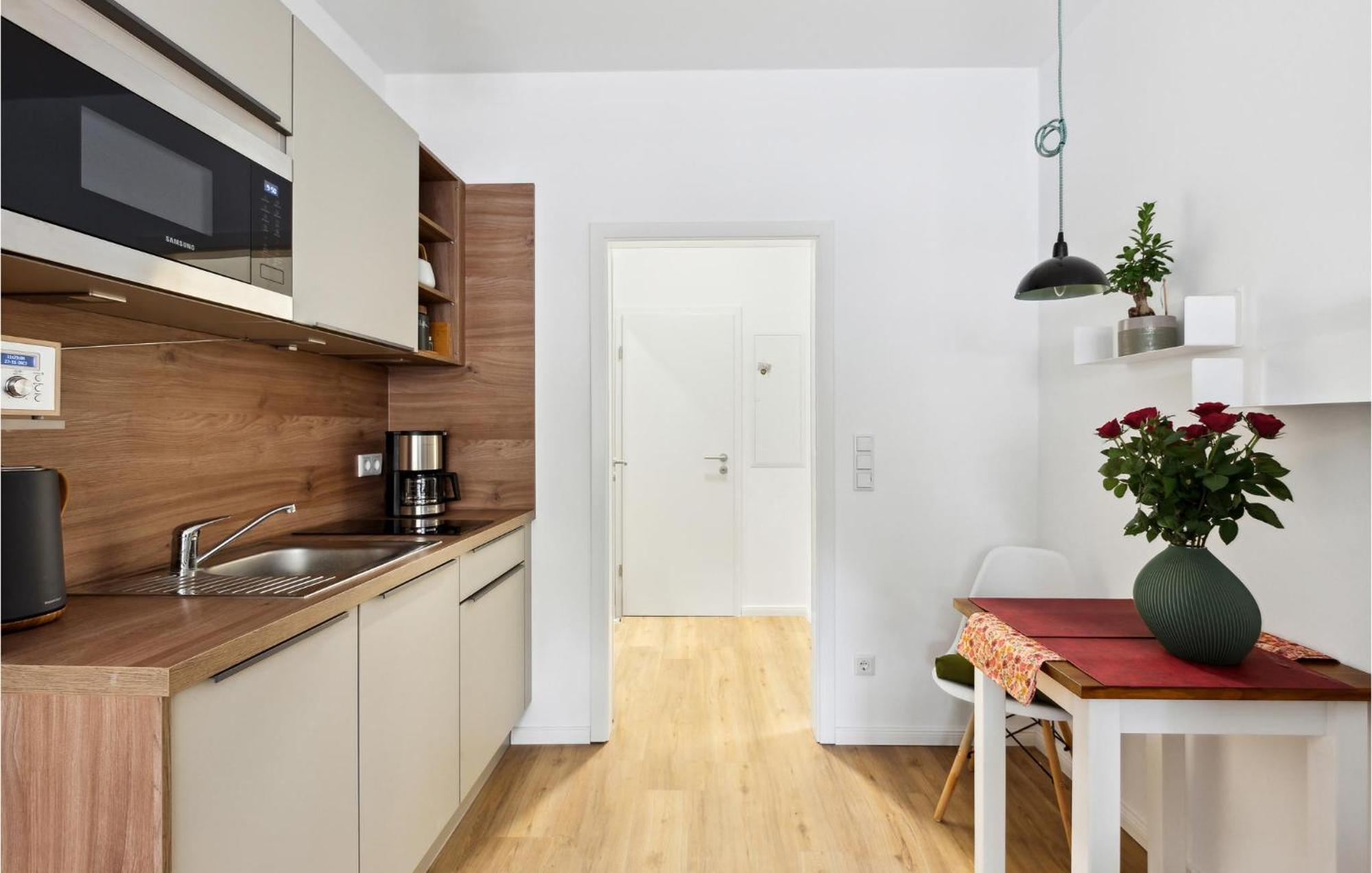 Pet Friendly Apartment In Naumburg With Kitchen المظهر الخارجي الصورة