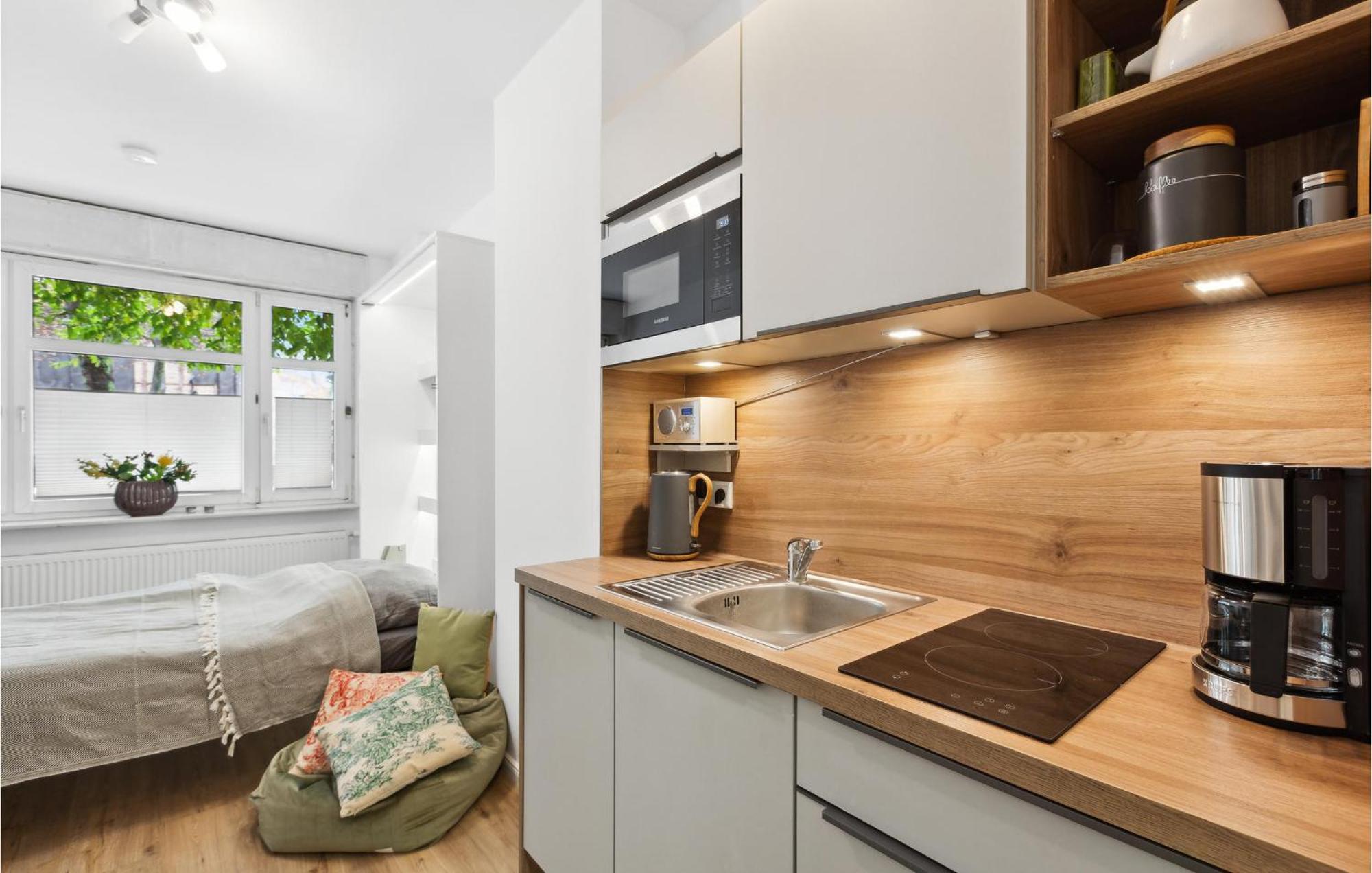 Pet Friendly Apartment In Naumburg With Kitchen المظهر الخارجي الصورة